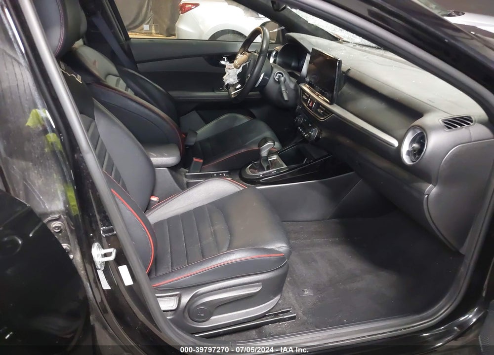 2023 KIA FORTE GT VIN: 3KPF44AC0PE518965
