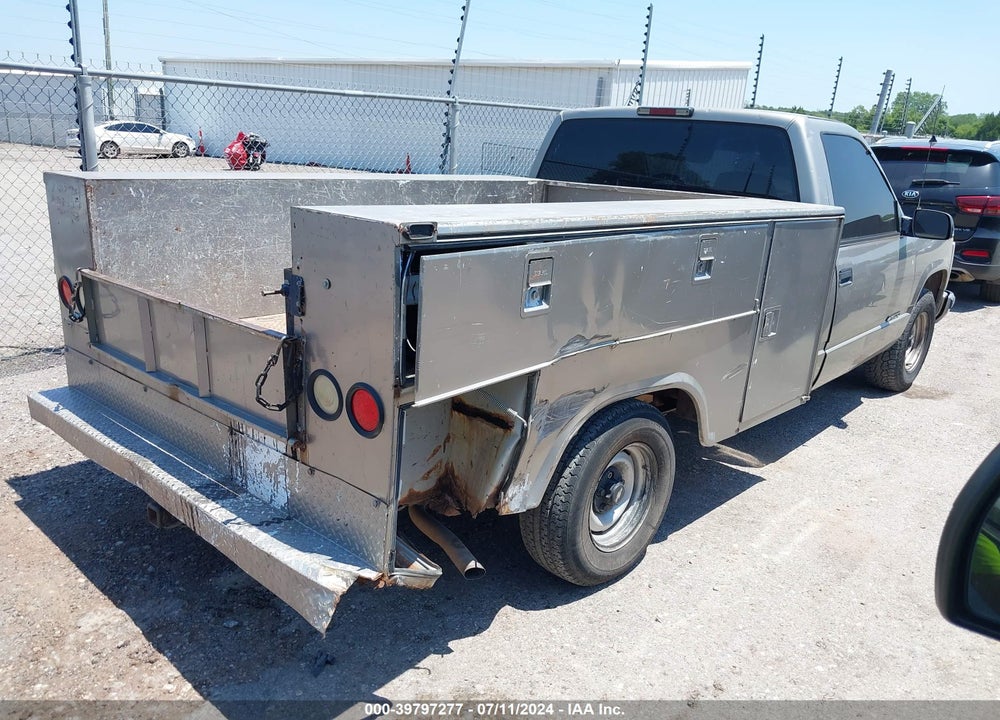 1998 CHEVROLET C1500 FLEETSIDE W/T VIN: 1GCEC14WXWZ167150