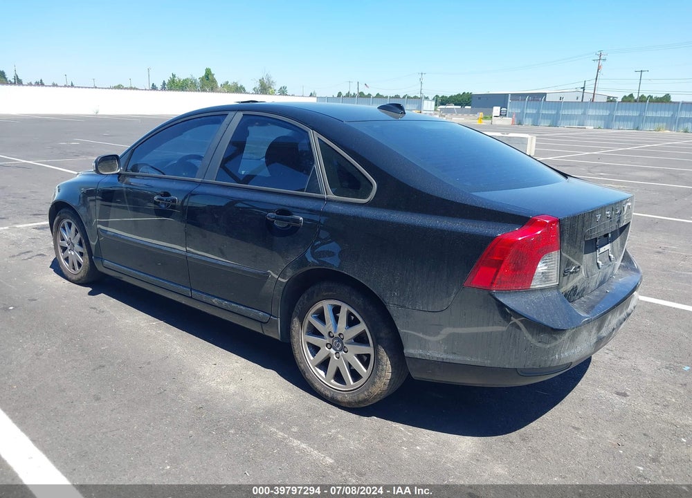 2009 VOLVO S40 2.4I VIN: YV1MS382992462202