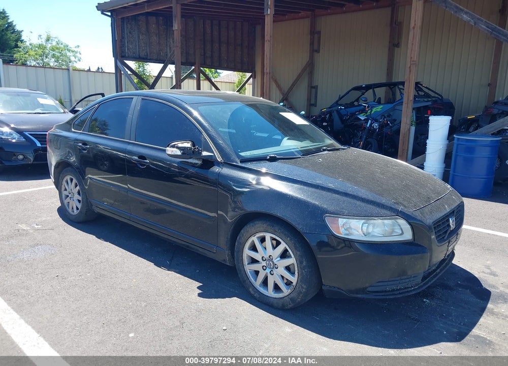 2009 VOLVO S40 2.4I VIN: YV1MS382992462202