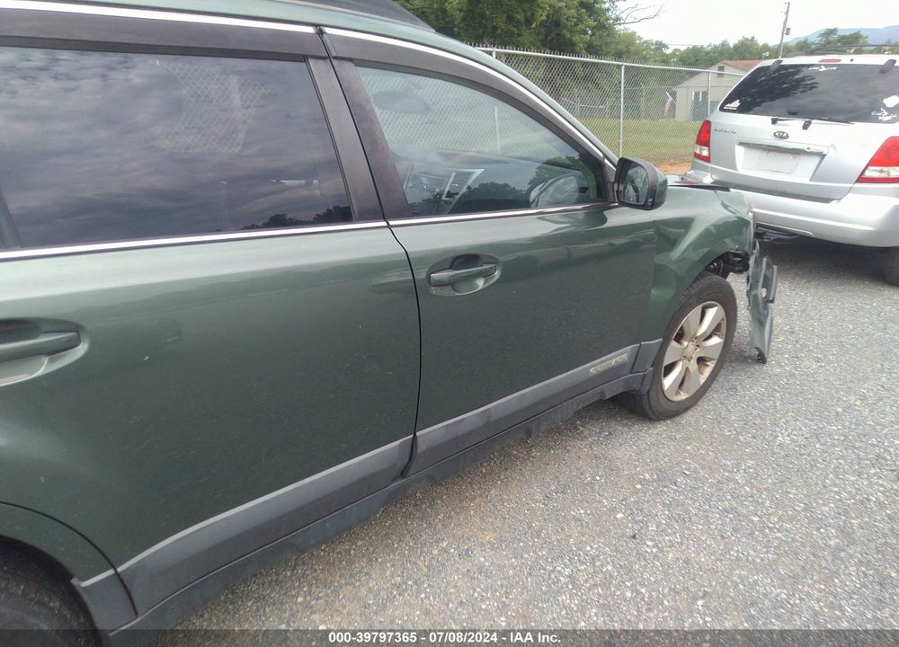 2011 SUBARU OUTBACK 2.5I PREMIUM VIN: 4S4BRBCC0B3411525