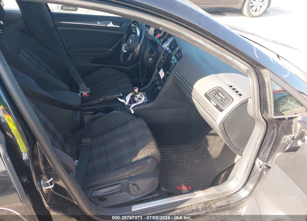 2020 VOLKSWAGEN GOLF GTI 2.0T AUTOBAHN/2.0T S/2.0T SE VIN: 3VW5T7AU2LM016948