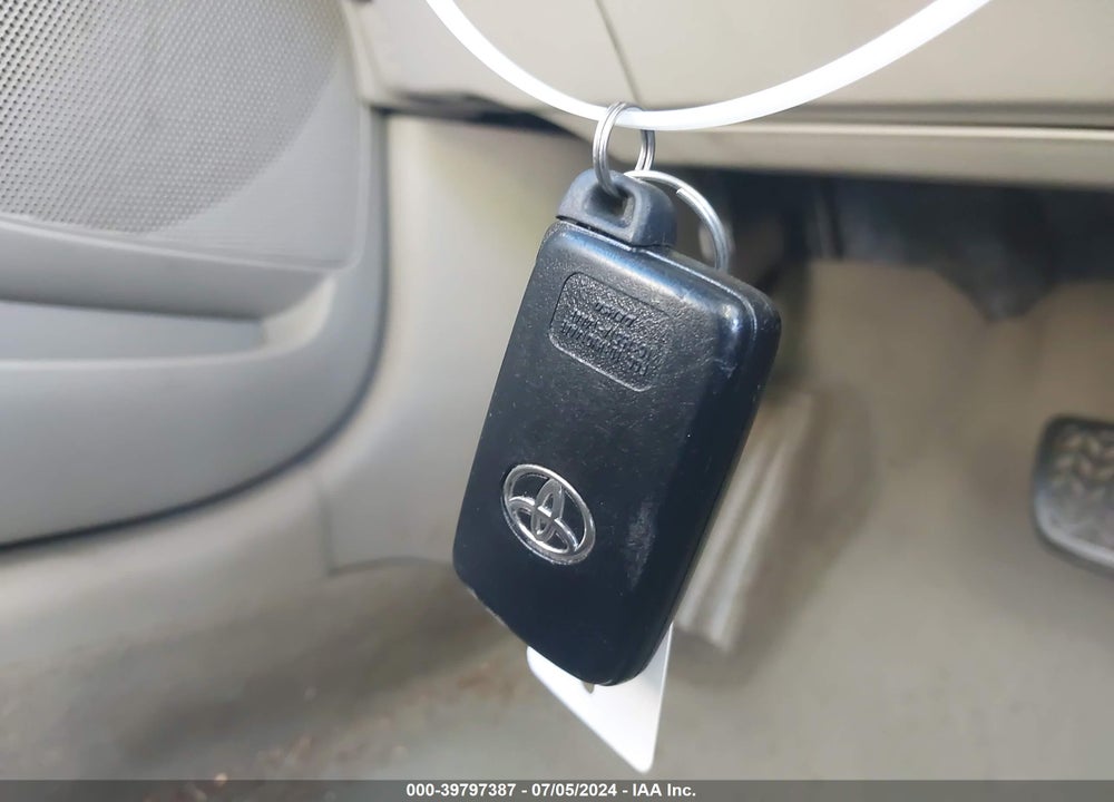 2011 TOYOTA CAMRY HYBRID VIN: 4T1BB3EK2BU141576