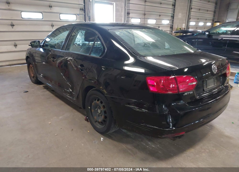 2012 VOLKSWAGEN JETTA 2.5L SE VIN: 3VWDX7AJ2CM398422