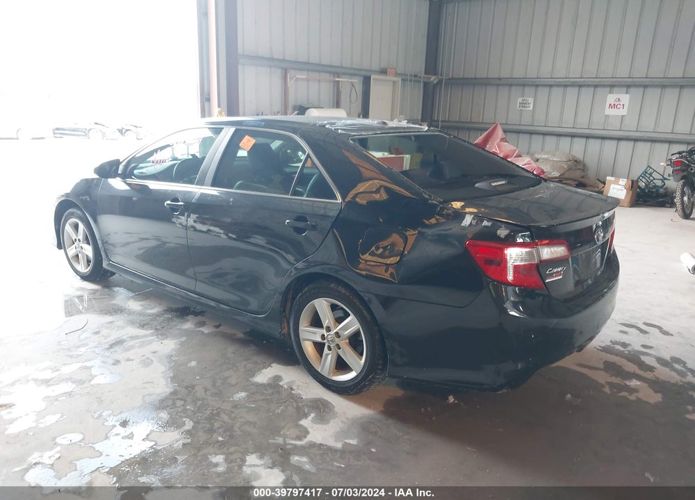 2014 TOYOTA CAMRY SE VIN: 4T1BF1FK9EU836651
