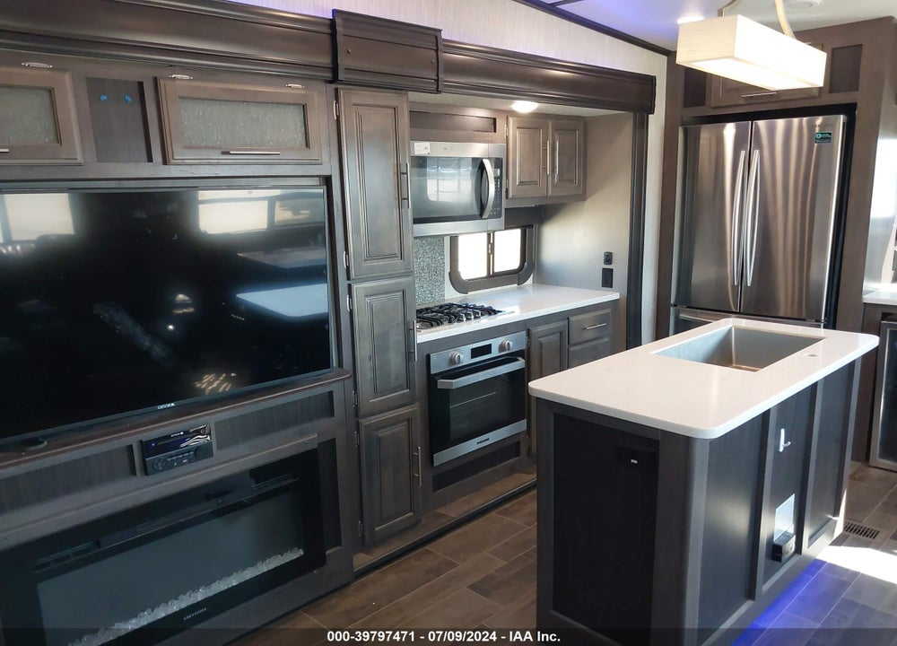2019 CRUISER 3311RD VIN: 4YDF33120K9320417