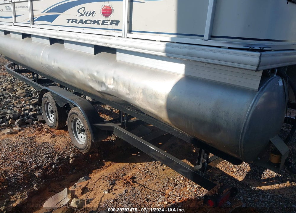 2007 SUNTRACKER OTHER VIN: BUJ02218G607