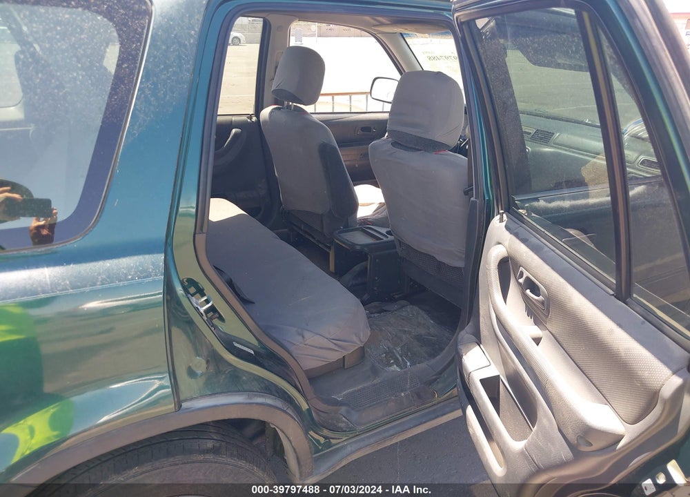 2001 HONDA CR-V LX VIN: JHLRD28491S004183