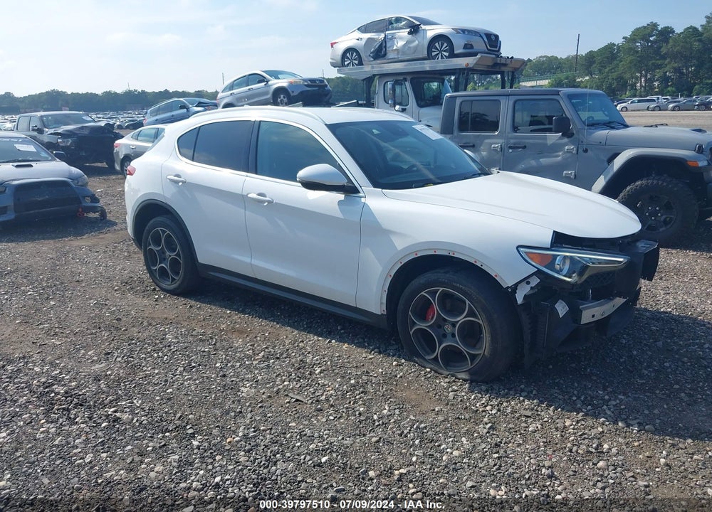 2018 ALFA ROMEO STELVIO AWD VIN: ZASFAKAN3J7B80426