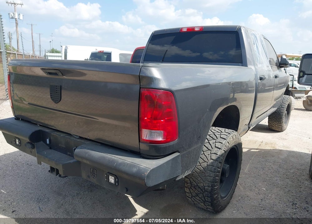 2014 RAM 2500 TRADESMAN VIN: 3C6UR5CL3EG320434
