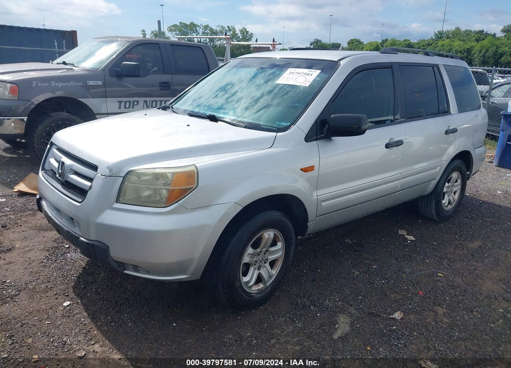 2006 HONDA PILOT LX VIN: 5FNYF28136B025608