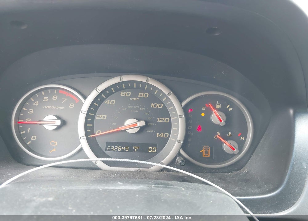 2006 HONDA PILOT LX VIN: 5FNYF28136B025608