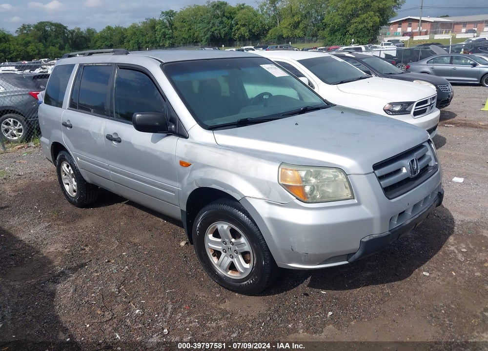 2006 HONDA PILOT LX VIN: 5FNYF28136B025608