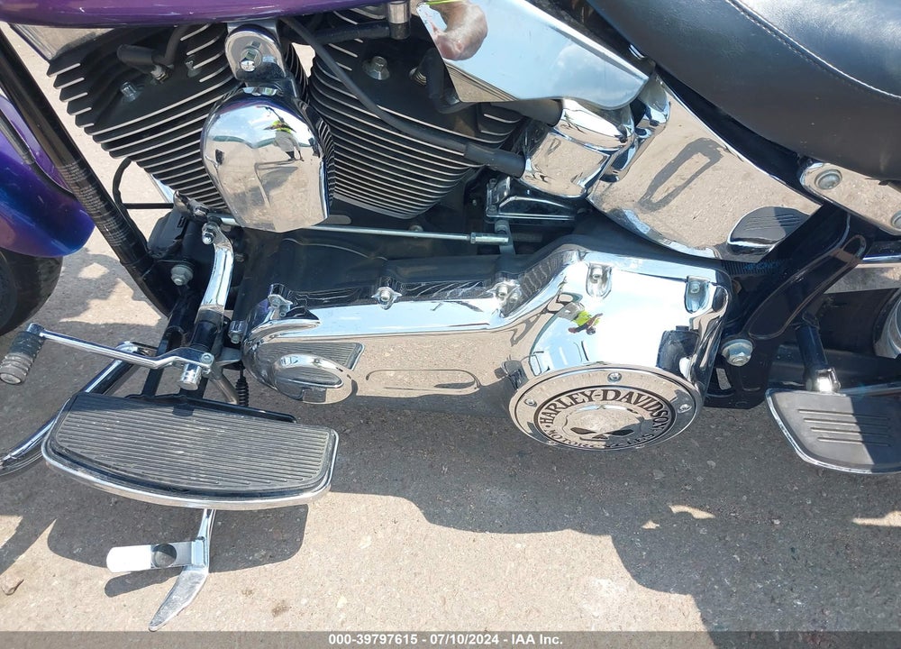 2010 HARLEY-DAVIDSON FLSTF VIN: 1HD1BX518AB042817