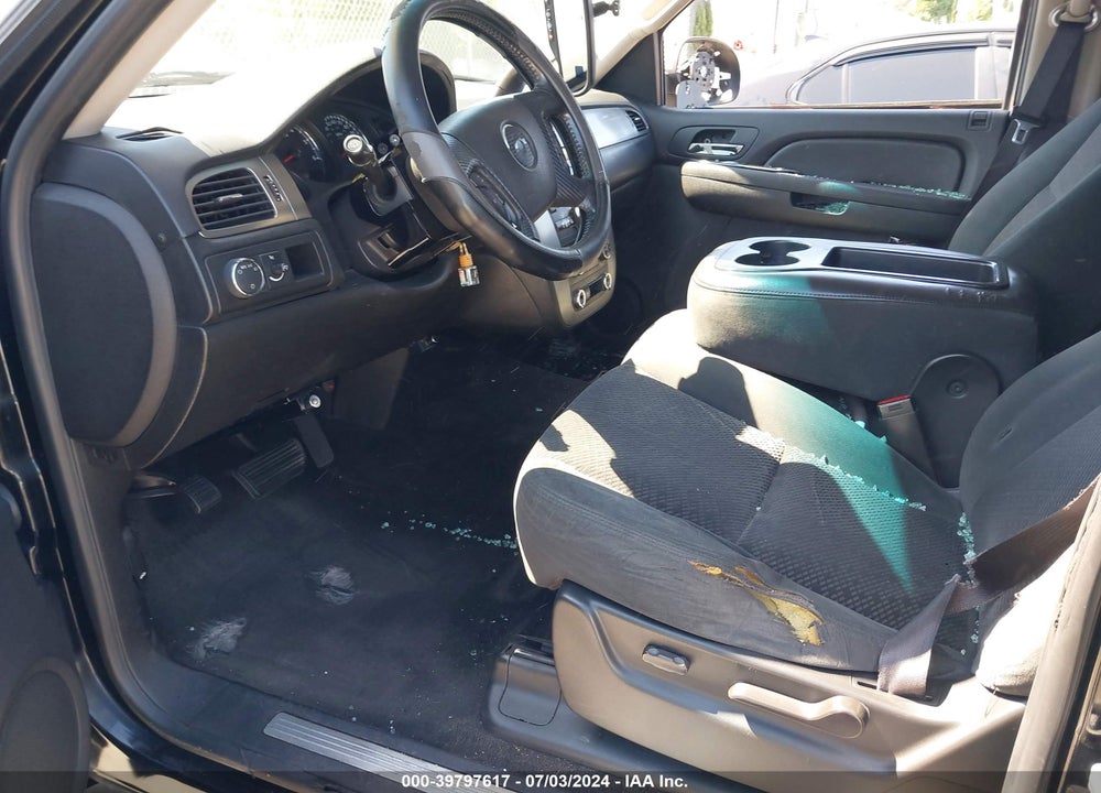 2007 CHEVROLET TAHOE LS VIN: 1GNFC13C57J398508