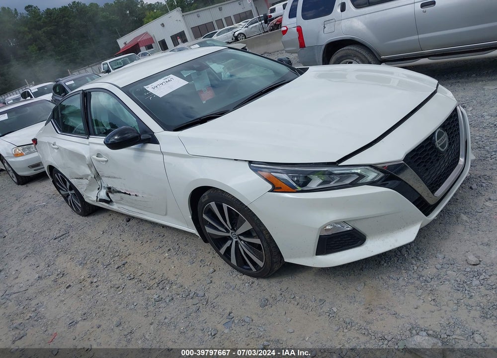 2022 NISSAN ALTIMA SR FWD VIN: 1N4BL4CV1NN323925