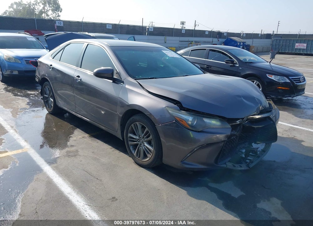 2015 TOYOTA CAMRY SE VIN: 4T1BF1FK5FU934030