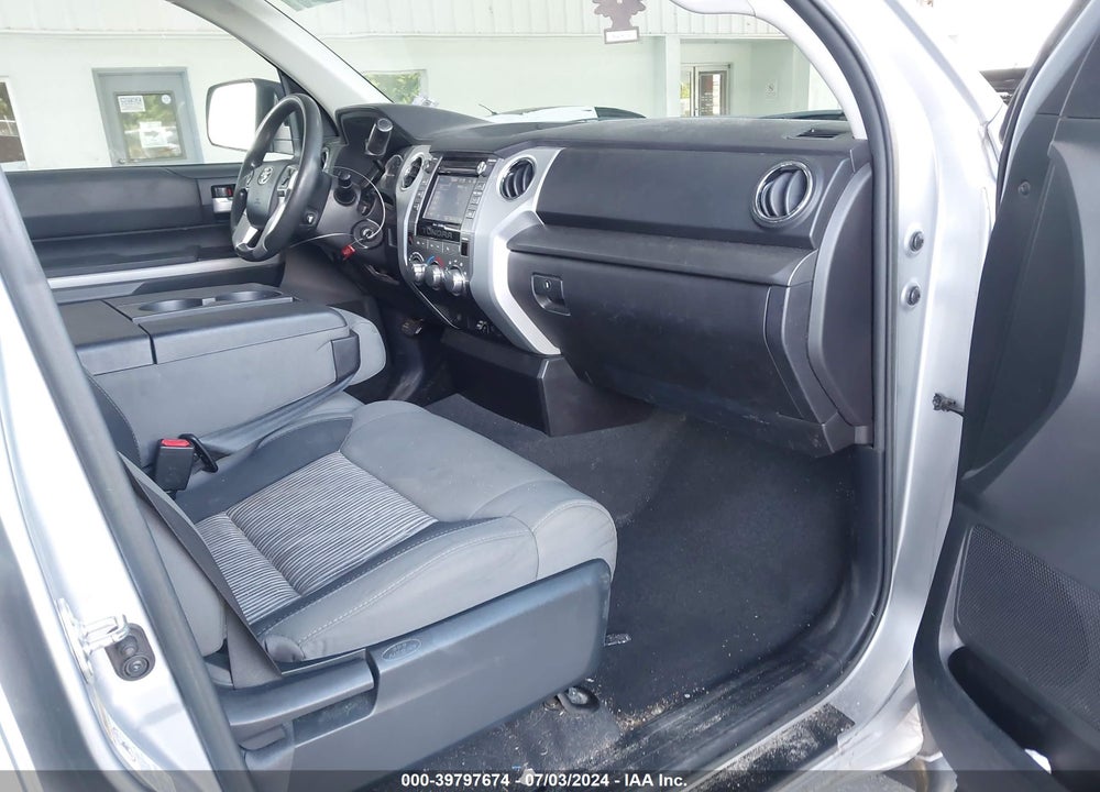 2015 TOYOTA TUNDRA SR5 4.6L V8 VIN: 5TFRM5F19FX091813
