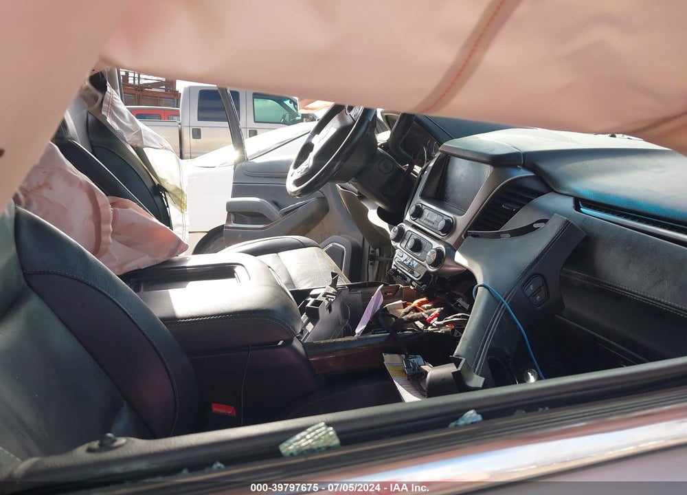 2018 CHEVROLET TAHOE LT VIN: 1GNSKBKC1JR279646