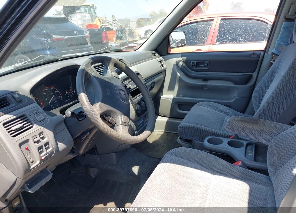 1998 HONDA CR-V EX VIN: JHLRD1861WC098475