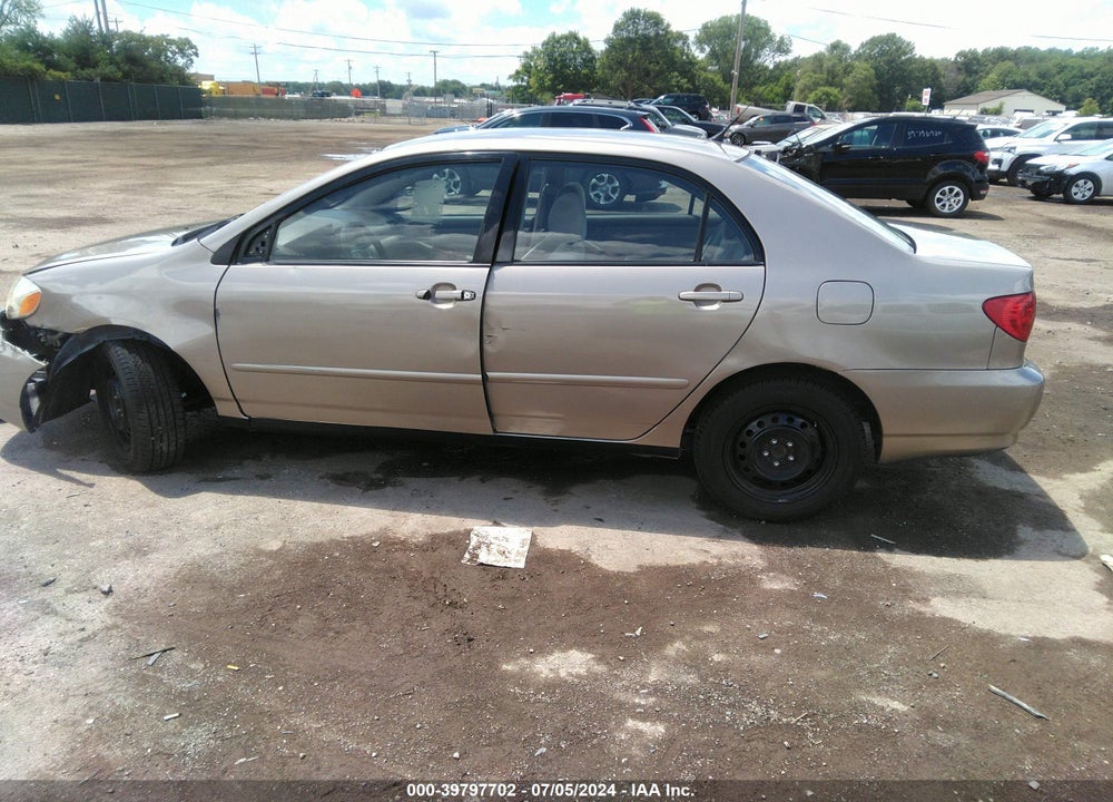 2008 TOYOTA COROLLA LE VIN: 1NXBR32E38Z008134