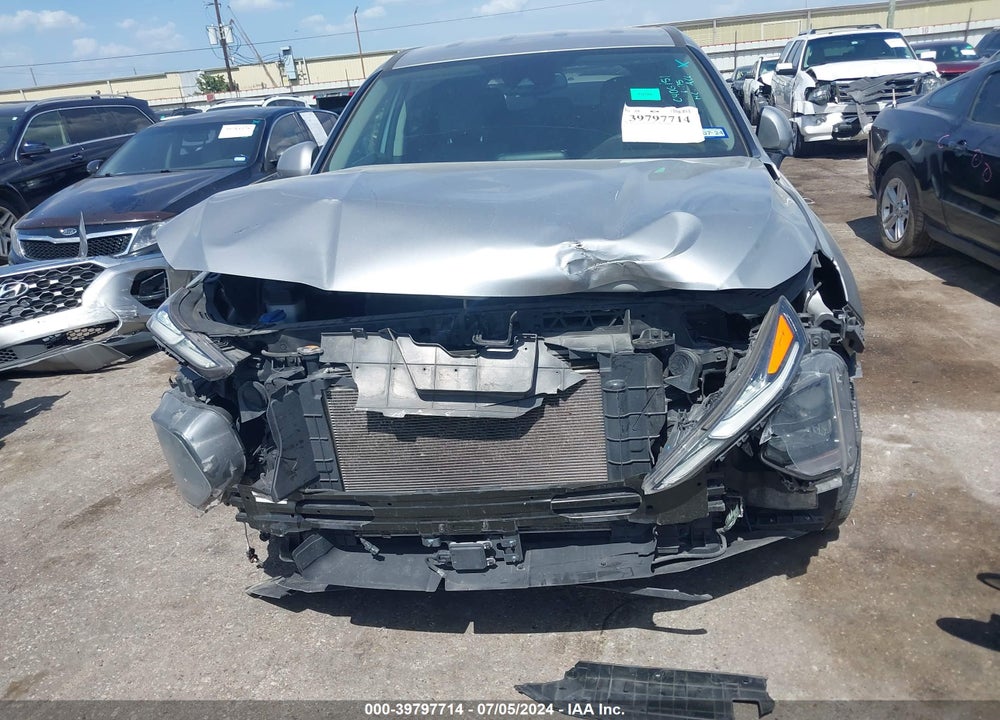 2020 HYUNDAI SANTA FE SEL VIN: 5NMS33AD9LH244835
