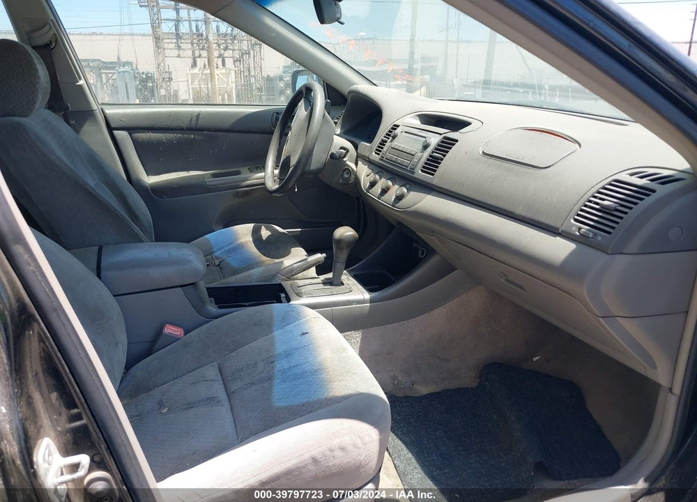 2004 TOYOTA CAMRY LE VIN: 4T1BE32K34U325777