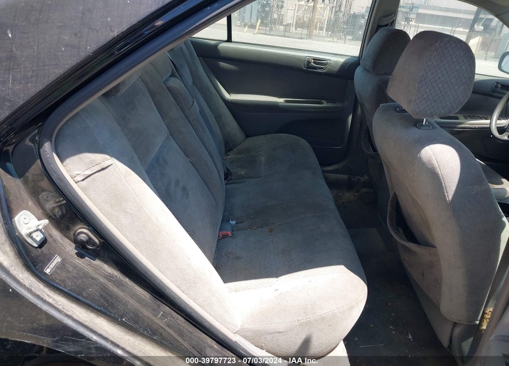 2004 TOYOTA CAMRY LE VIN: 4T1BE32K34U325777