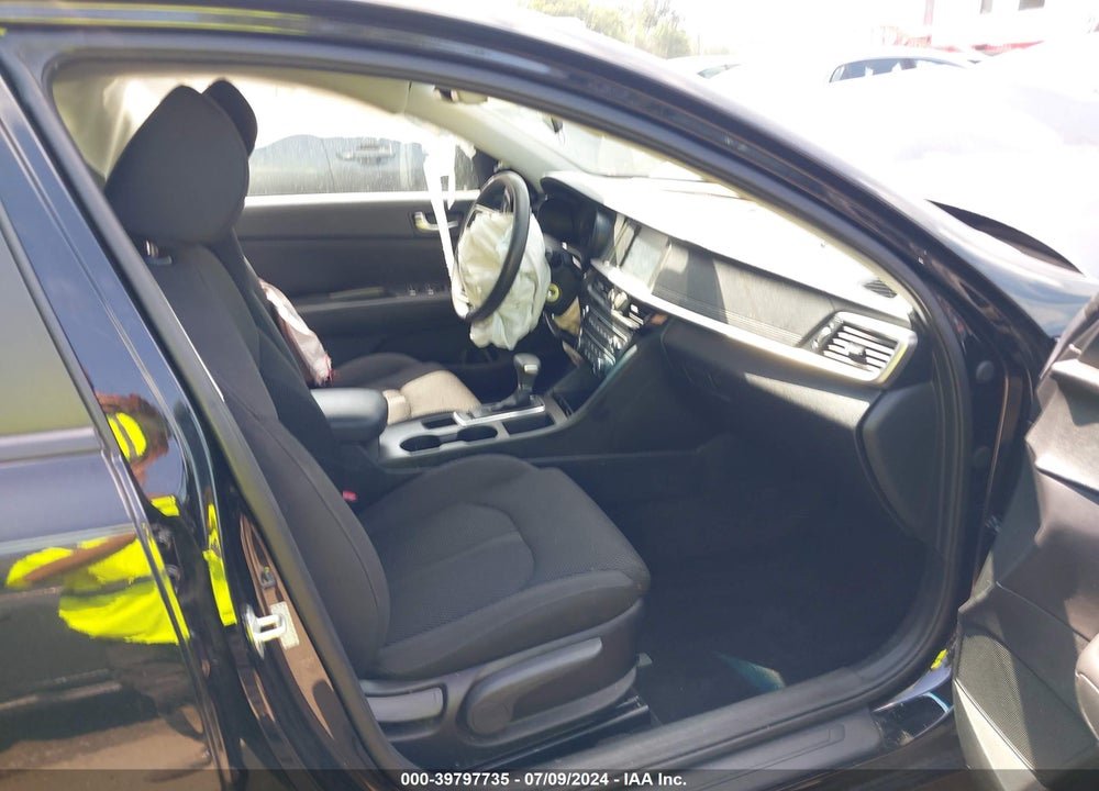 2020 KIA OPTIMA LX VIN: 5XXGT4L30LG434571