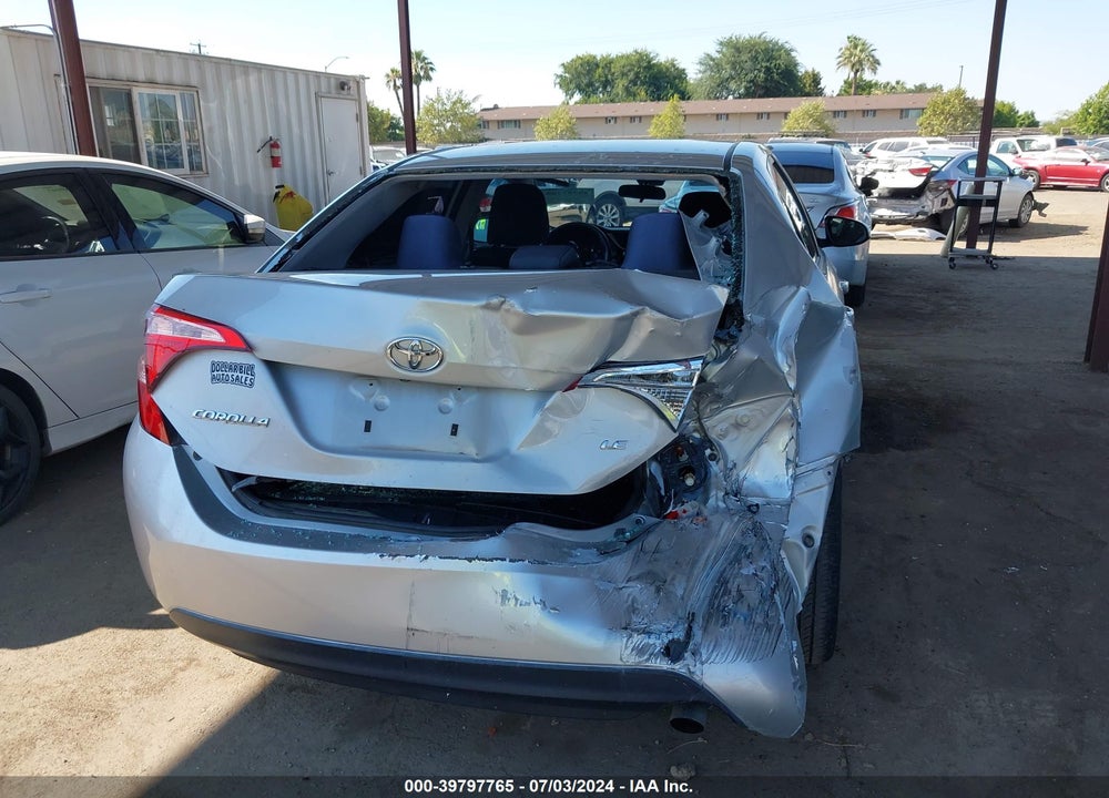 2017 TOYOTA COROLLA LE VIN: 5YFBURHE8HP670429