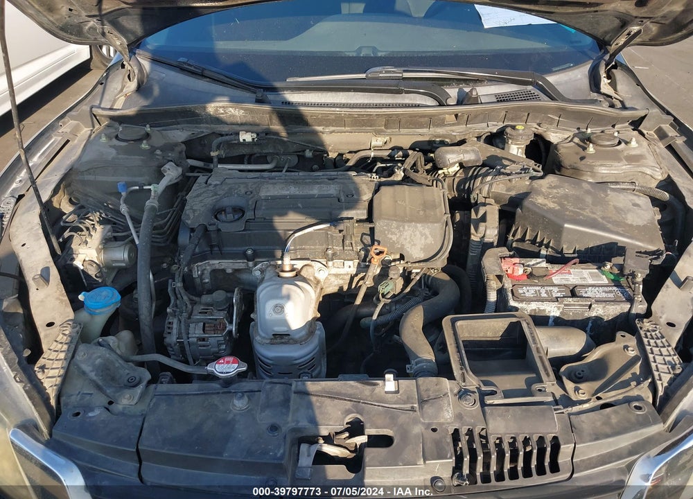 2015 HONDA ACCORD LX VIN: 1HGCR2F32FA050015