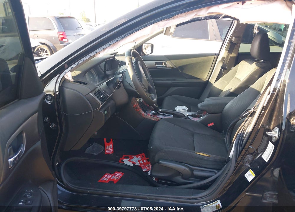 2015 HONDA ACCORD LX VIN: 1HGCR2F32FA050015