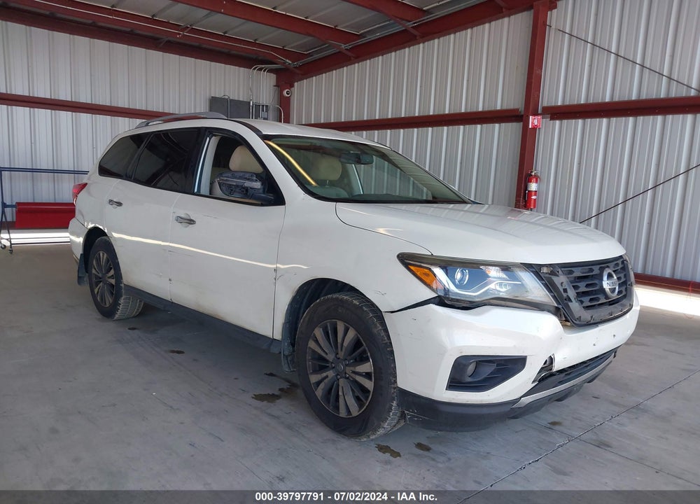 2017 NISSAN PATHFINDER SV VIN: 5N1DR2MN4HC638220