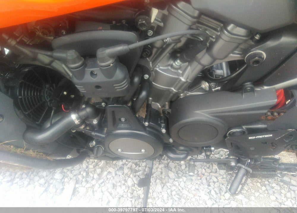 2021 HARLEY-DAVIDSON RA1250 S VIN: 1HD1ZES15MB303863