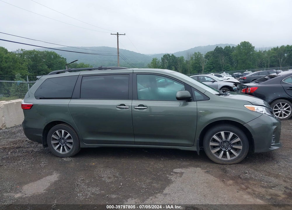 2018 TOYOTA SIENNA XLE 7 PASSENGER VIN: 5TDDZ3DCXJS204302