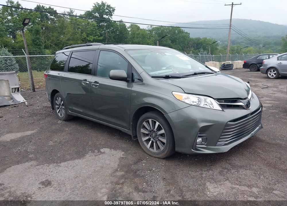 2018 TOYOTA SIENNA XLE 7 PASSENGER VIN: 5TDDZ3DCXJS204302