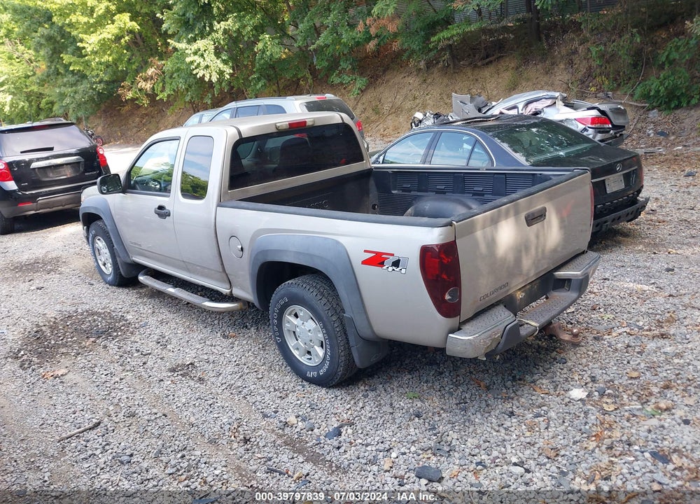2005 CHEVROLET COLORADO VIN: 1GCDT196158104298