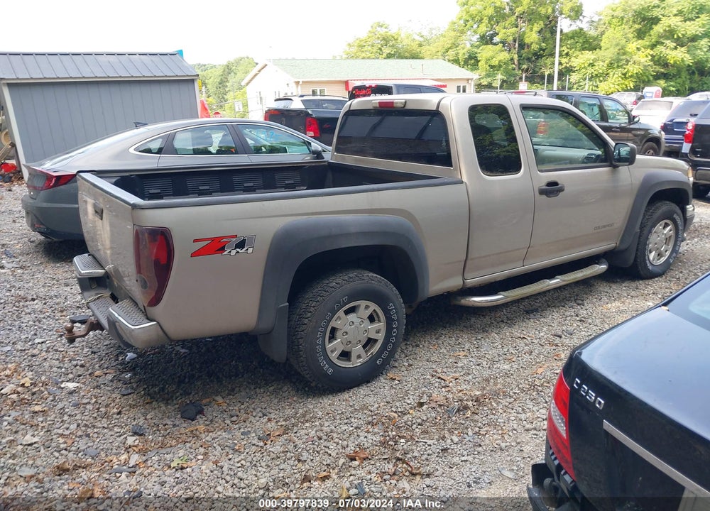 2005 CHEVROLET COLORADO VIN: 1GCDT196158104298