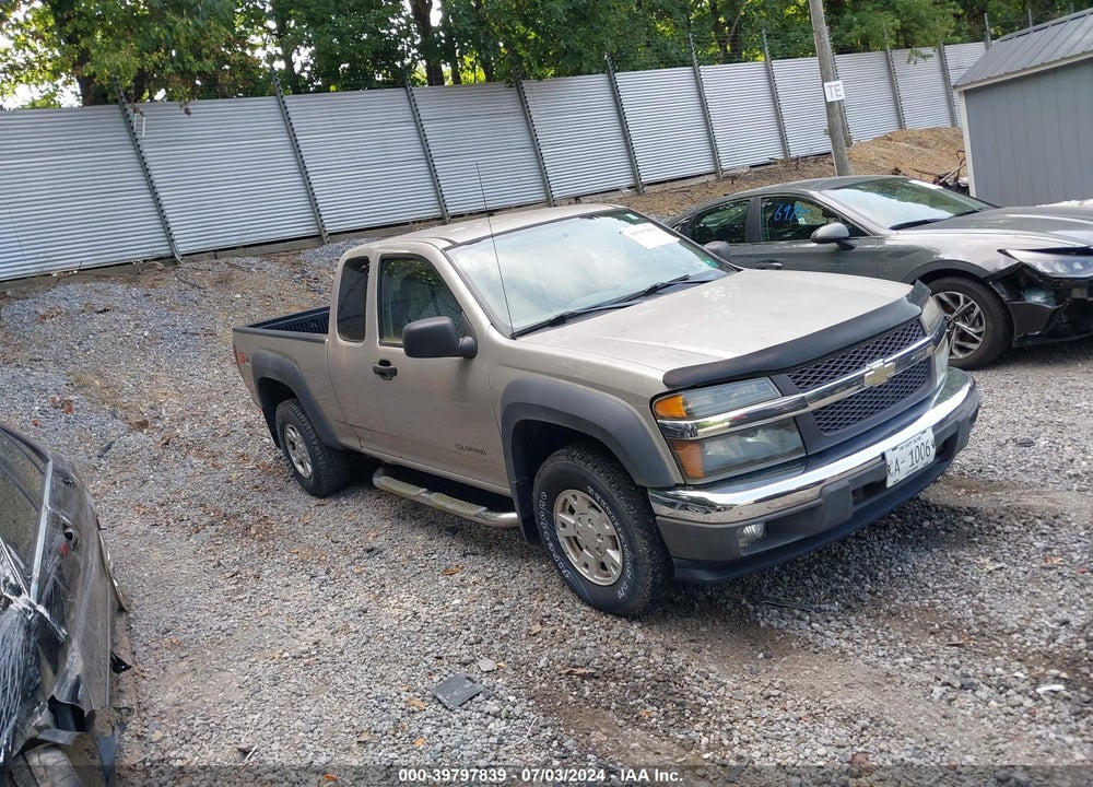 2005 CHEVROLET COLORADO VIN: 1GCDT196158104298