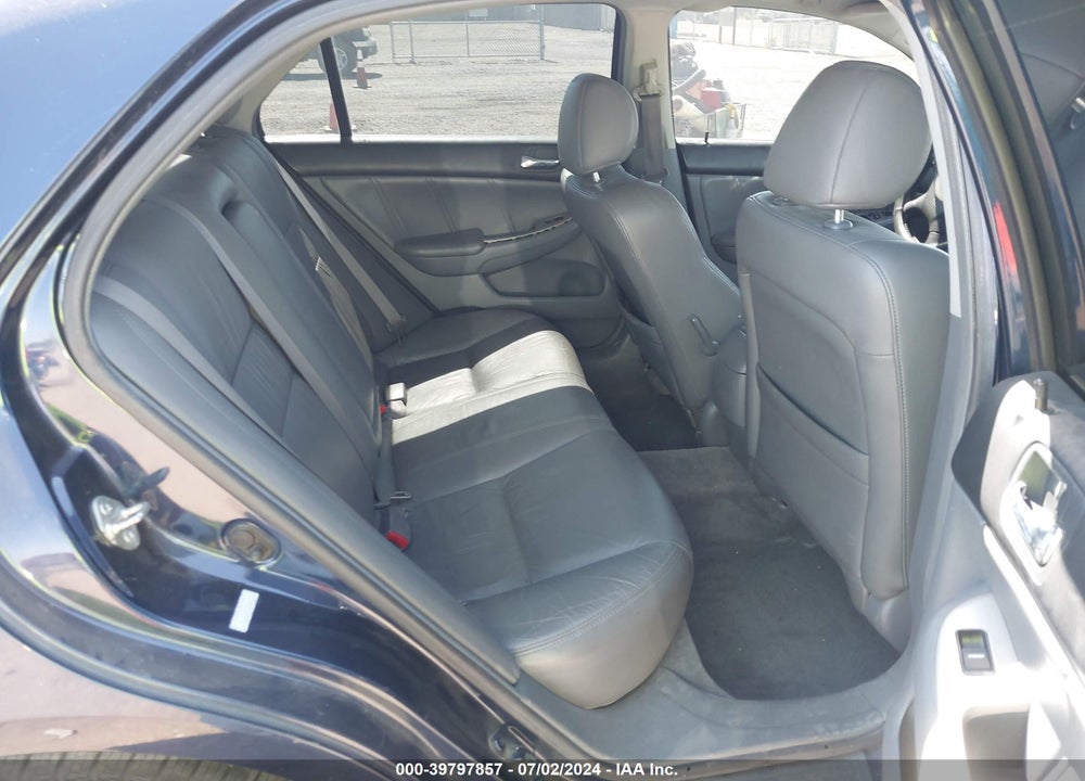 2007 HONDA ACCORD 2.4 EX VIN: 1HGCM56807A056098
