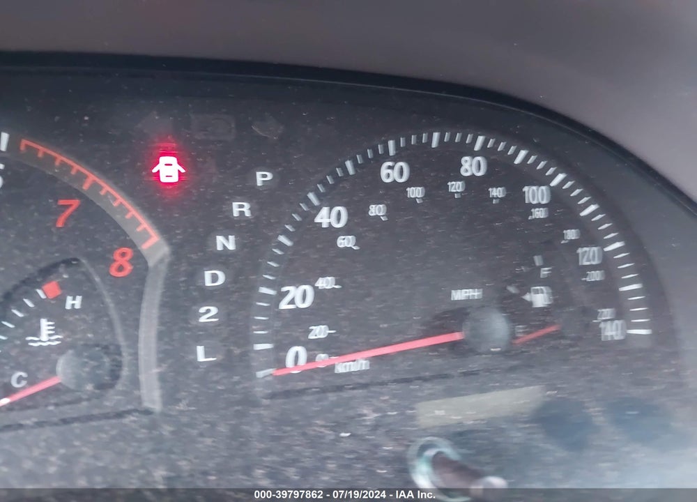 2004 TOYOTA CAMRY LE VIN: 4T1BE32K94U796848