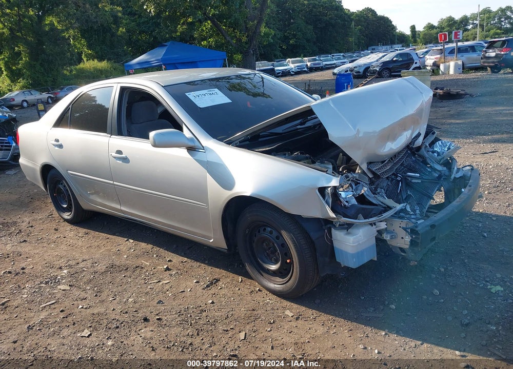 2004 TOYOTA CAMRY LE VIN: 4T1BE32K94U796848