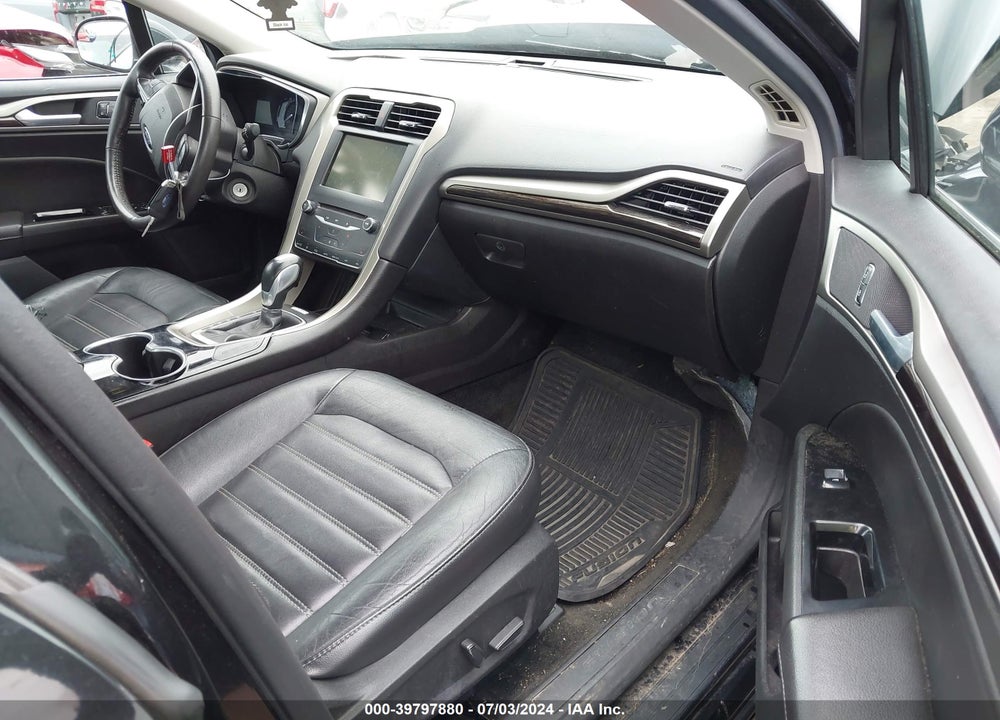 2015 FORD FUSION SE VIN: 3FA6P0HD1FR303137