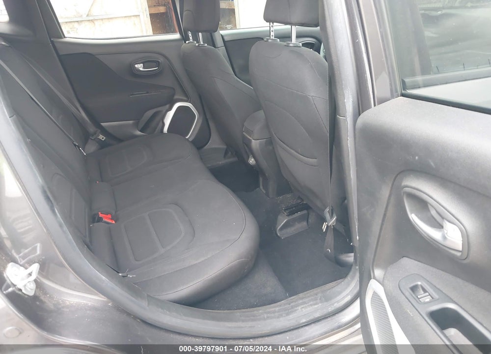 2019 JEEP RENEGADE LATITUDE FWD VIN: ZACNJABB4KPJ91228