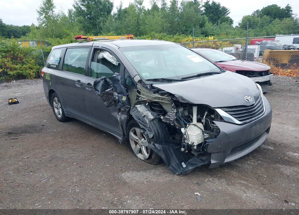 2011 TOYOTA SIENNA BASE V6 VIN: 5TDZK3DC9BS006967
