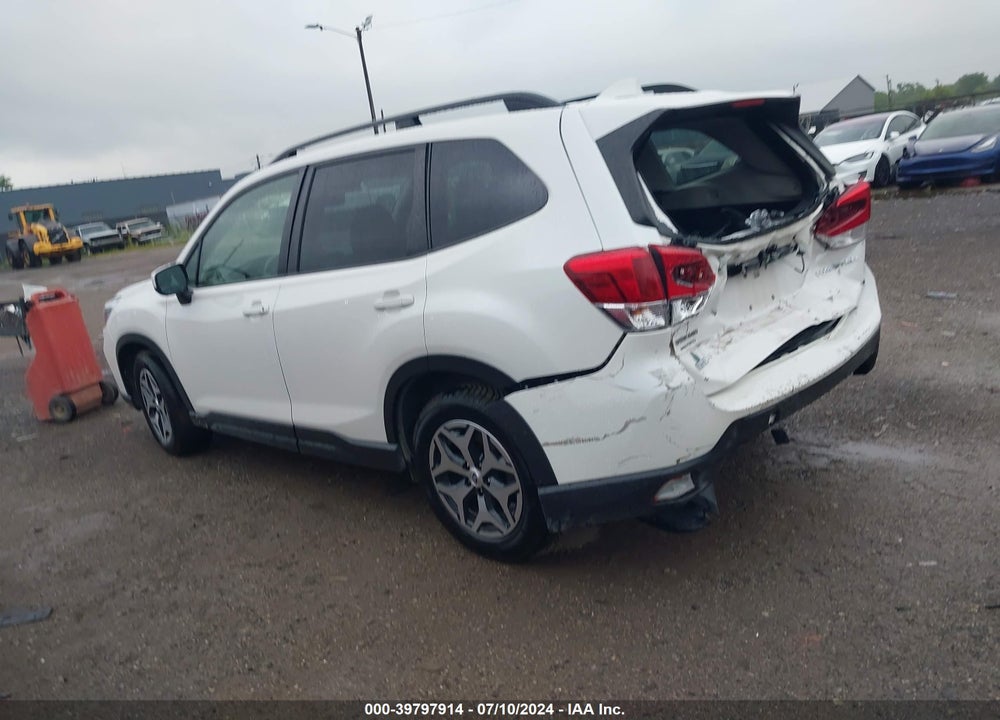 2020 SUBARU FORESTER PREMIUM VIN: JF2SKAGC3LH479403