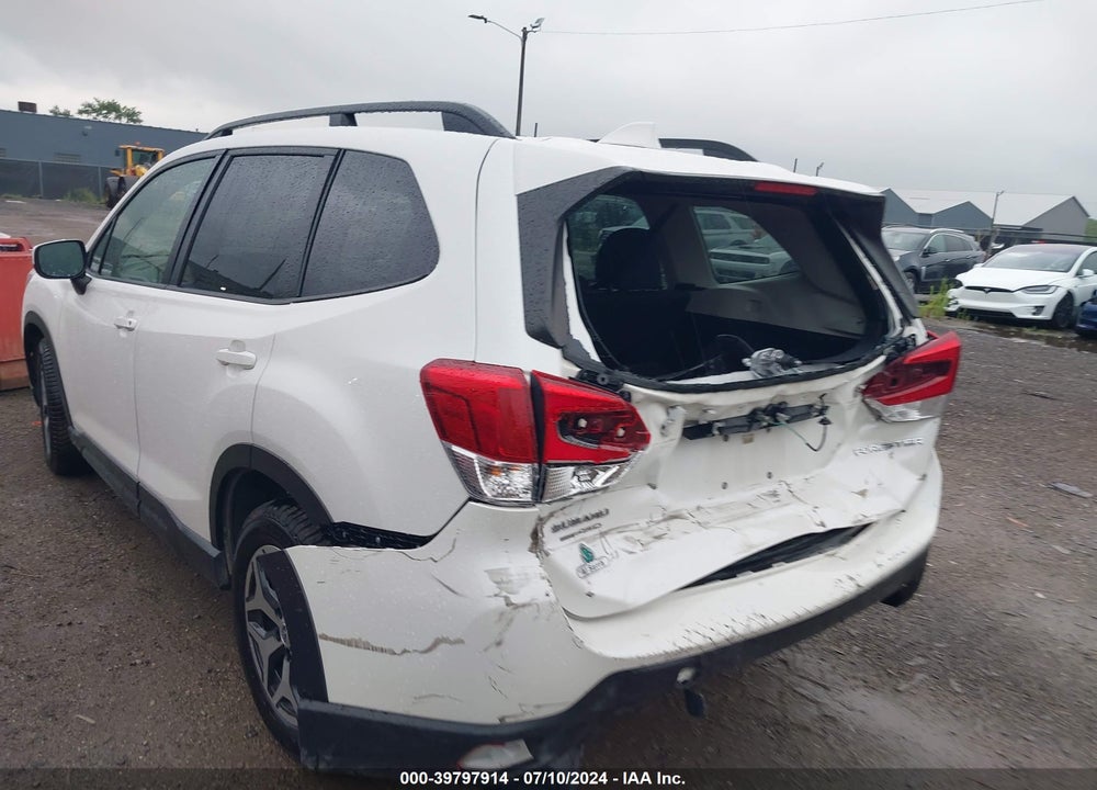 2020 SUBARU FORESTER PREMIUM VIN: JF2SKAGC3LH479403