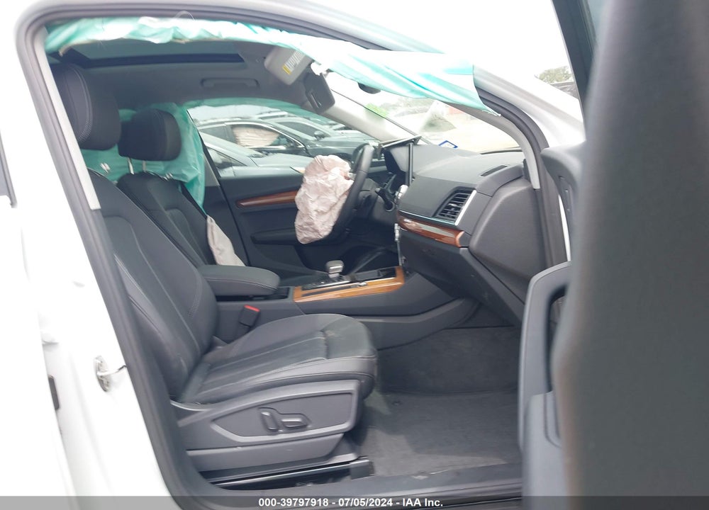 2023 AUDI Q5 PREMIUM 40 TFSI QUATTRO S TRONIC VIN: WA1ABAFY2P2080590