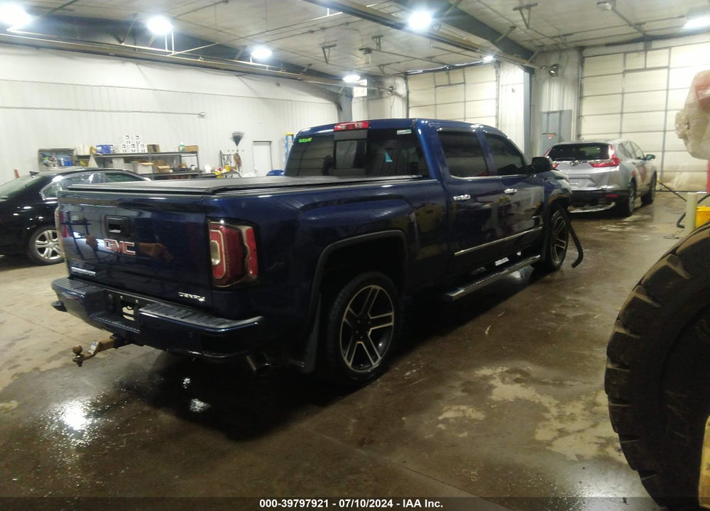 2017 GMC SIERRA 1500 DENALI VIN: 3GTU2PEC4HG103579