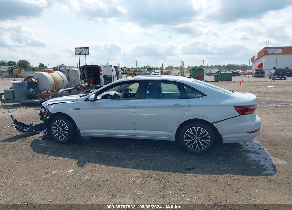 2019 VOLKSWAGEN JETTA 1.4T SEL VIN: 3VWE57BU7KM106734